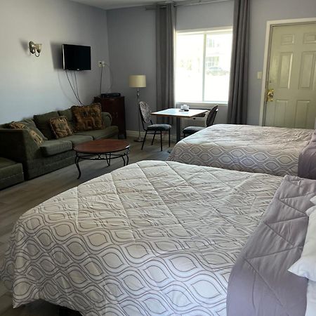 Motel La Siesta De Gascon แตร์บอนน์ ภายนอก รูปภาพ