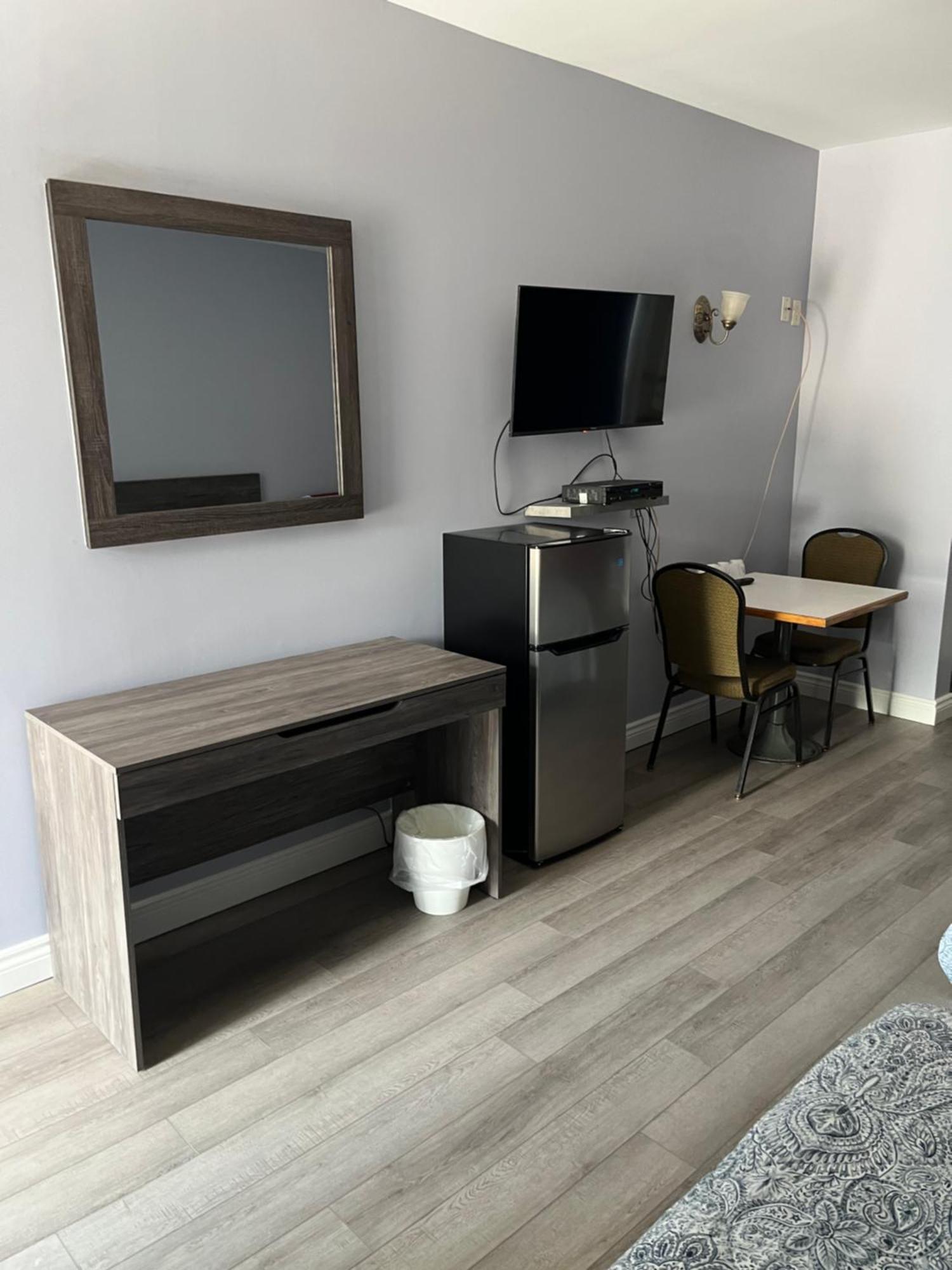 Motel La Siesta De Gascon แตร์บอนน์ ภายนอก รูปภาพ