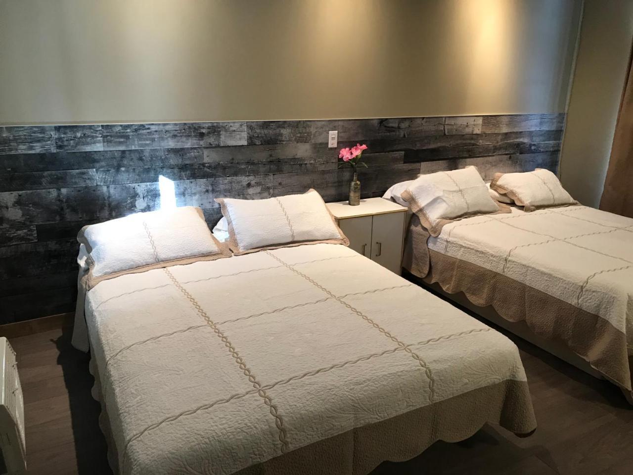 Motel La Siesta De Gascon แตร์บอนน์ ภายนอก รูปภาพ
