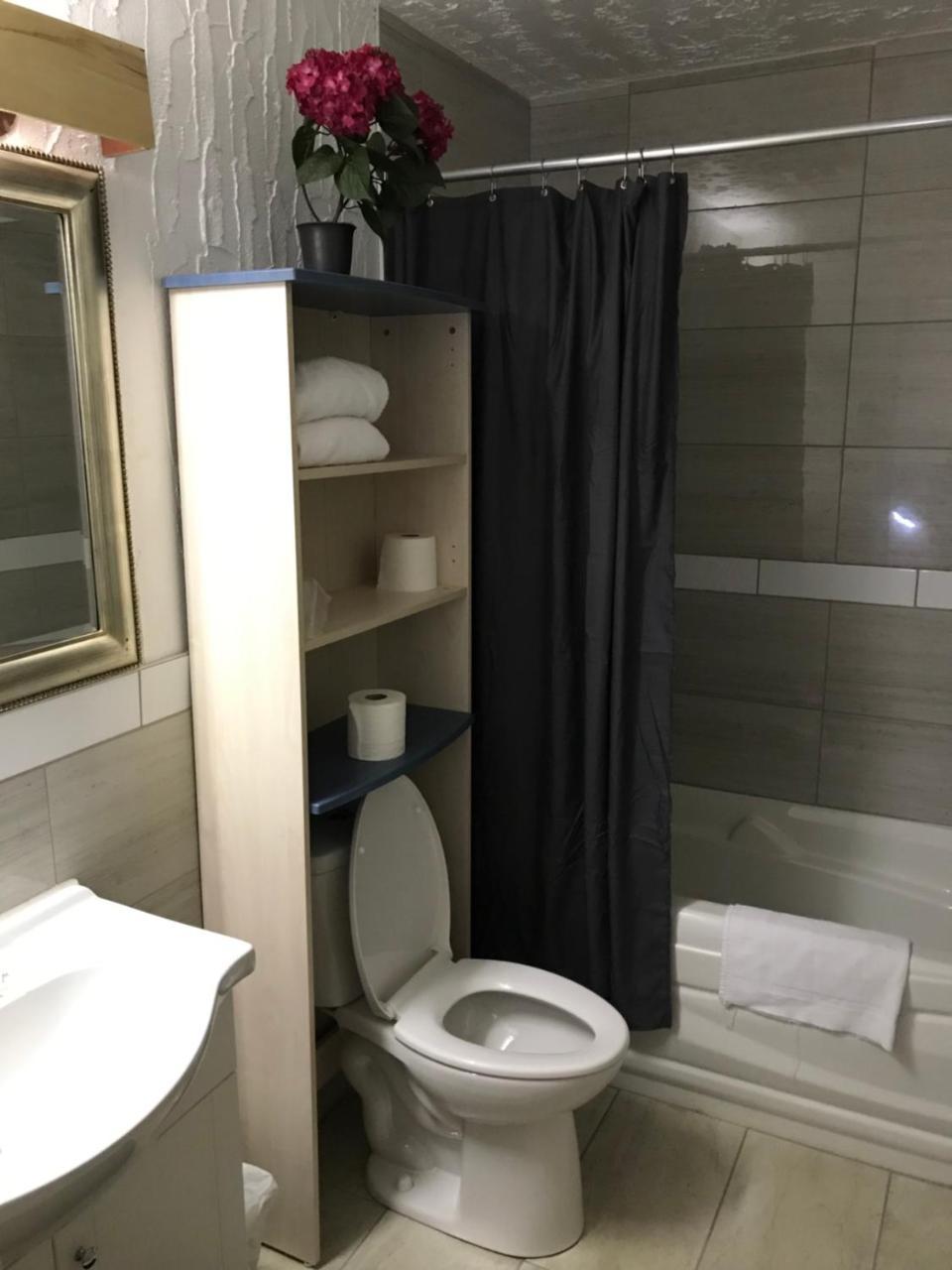 Motel La Siesta De Gascon แตร์บอนน์ ภายนอก รูปภาพ
